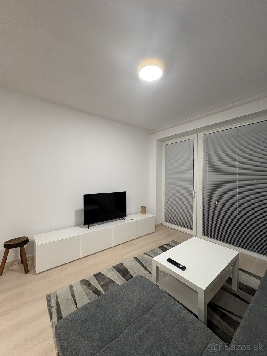 PRENÁJOM 2-izboveho bytu v Novostavbe - Biely Kostol - 11