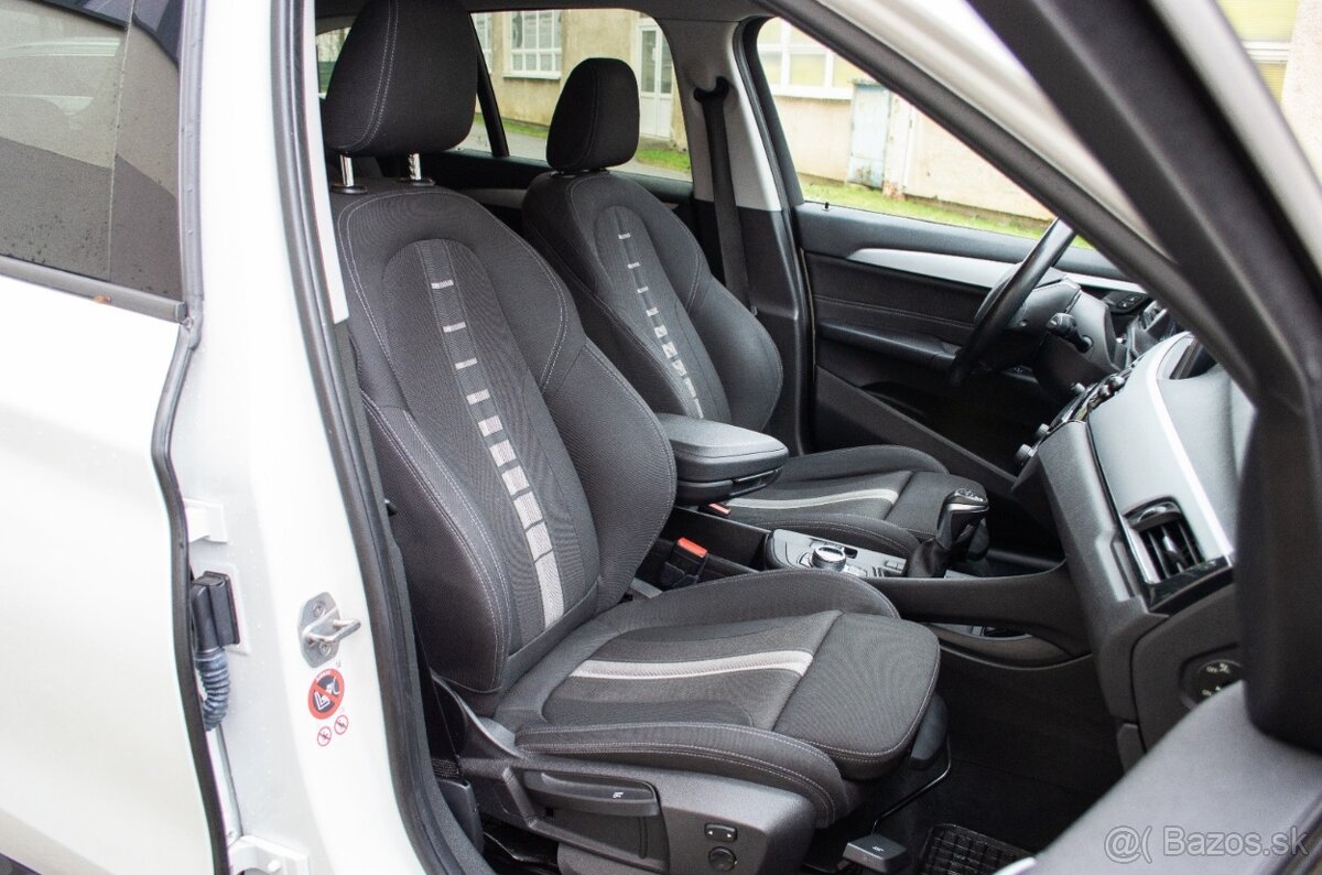 BMW X1 sDrive 18i Advantage A/T - 11