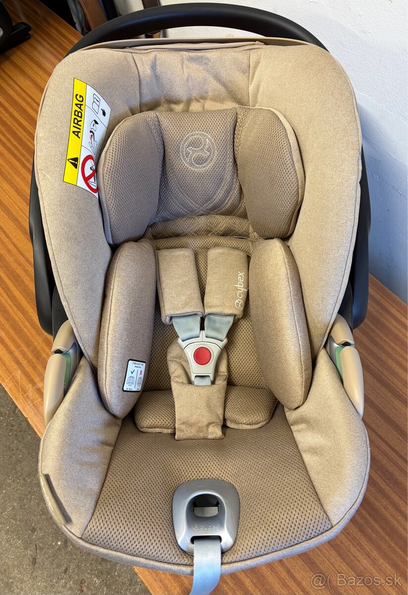 Polohovateľná autosedačka Cybex Cloud T i-Size plus - 11