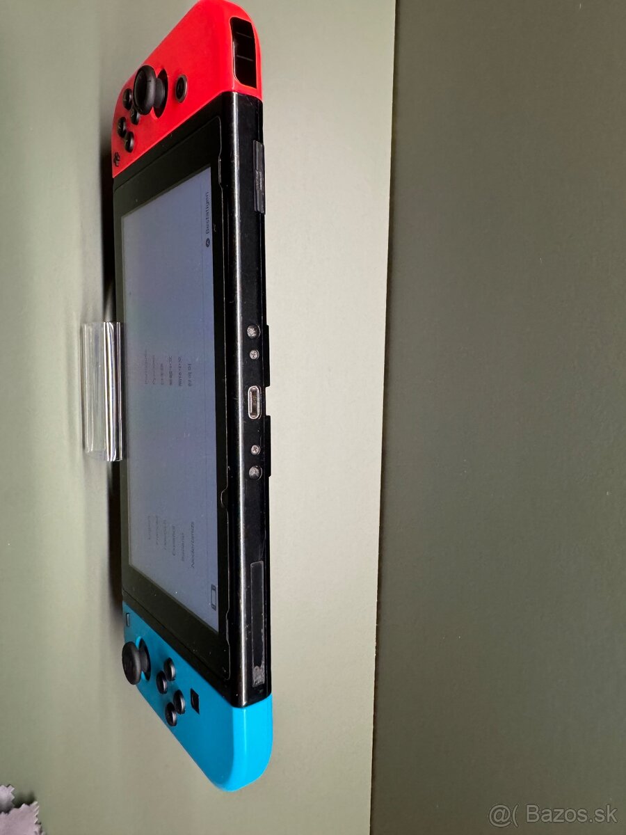 Nintendo Switch V2 - 11