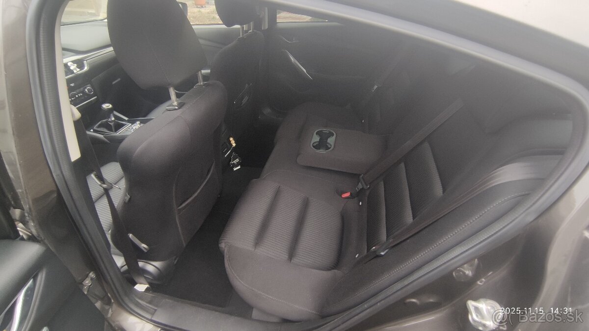 mazda 6 gl 2,0 121 kw manual benzin - 11