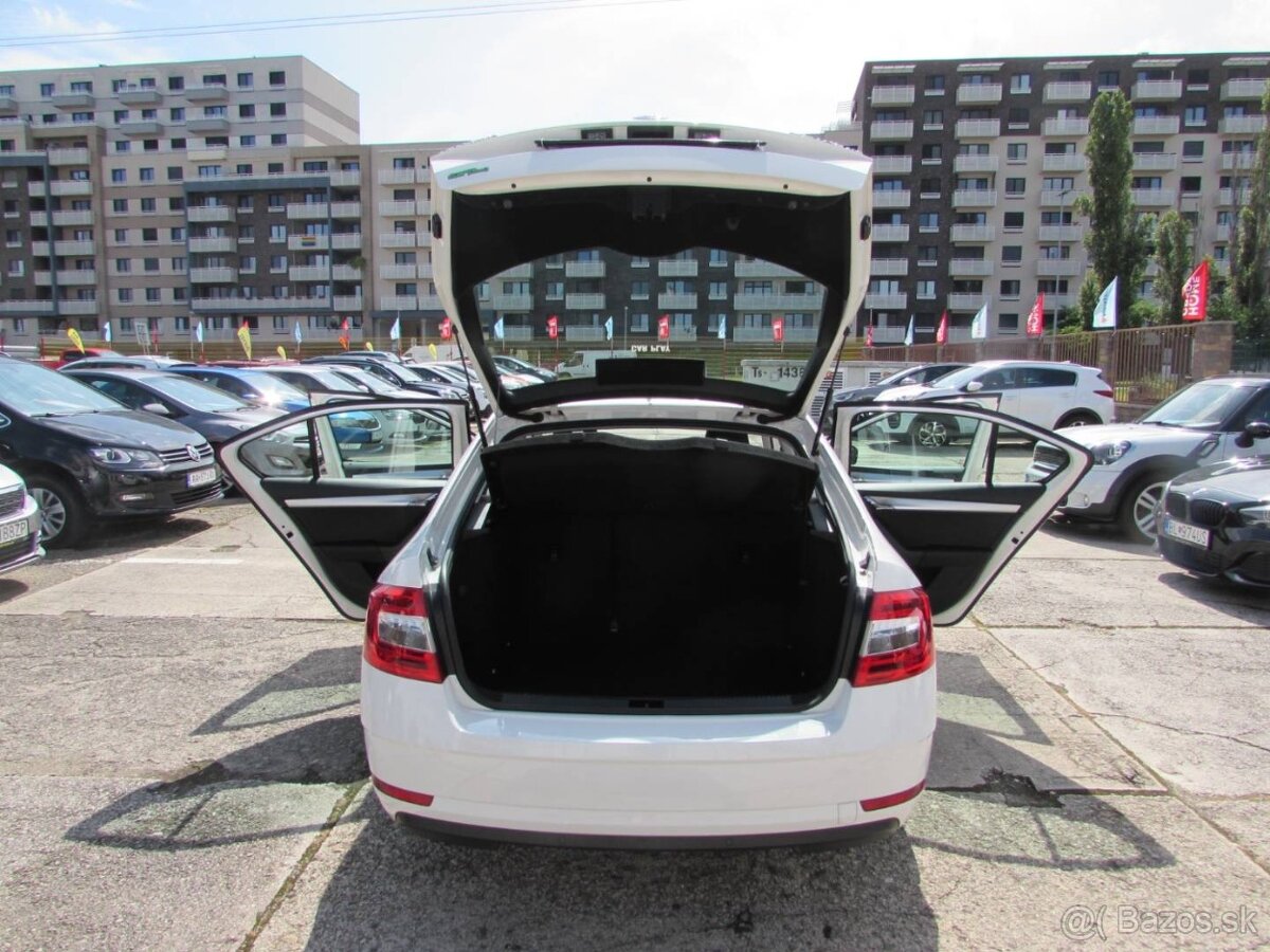 Škoda Octavia 2.0 TSI Ambition DSG - splátka 299,-€ - 11