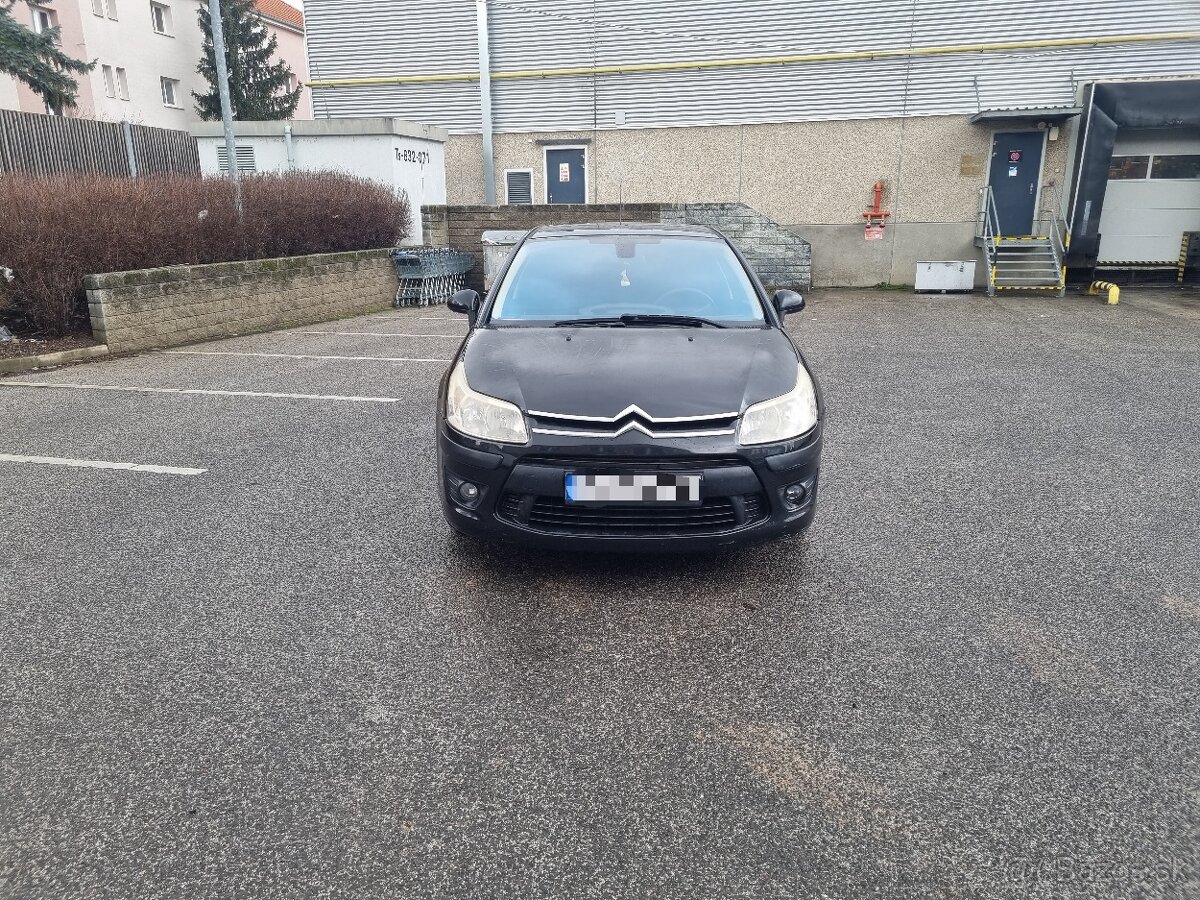 Citroën C4 1.4 65kW - 11