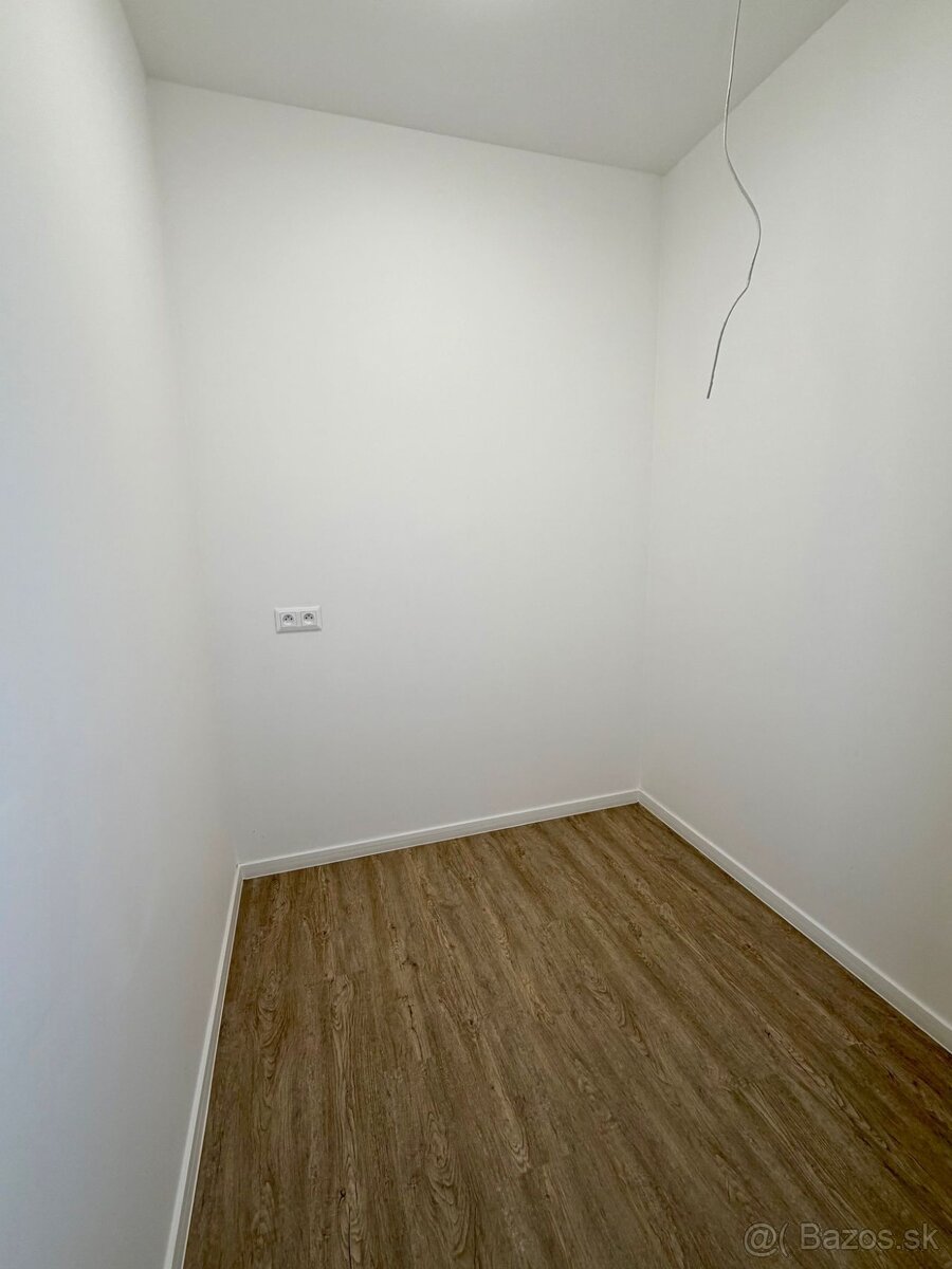 Moderný 4-izbový bungalov na predaj - 11