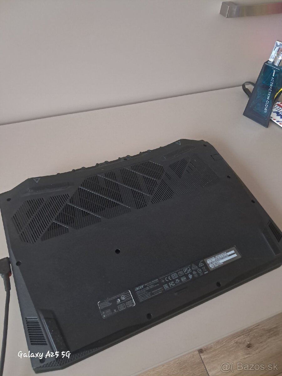 Herný notebook Acer Nitro 5 - 11