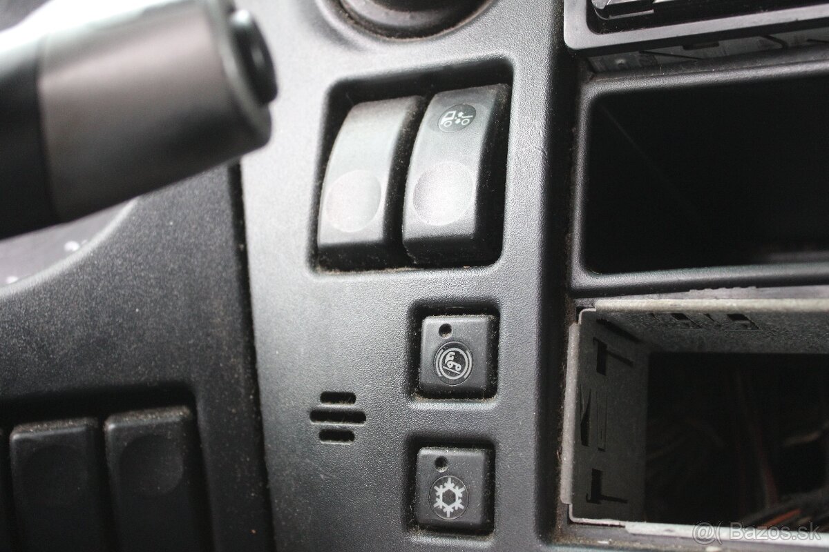 DAF FA 75360U, EURO 5, CARRIER SUPRA 550, VZDUCHOVÉ PÉROVÁNÍ - 11