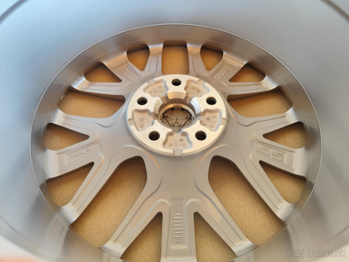 5x112 r18 ET40 x 8J elektróny CUPRA,SEAT,ŠKODA,VW - 11