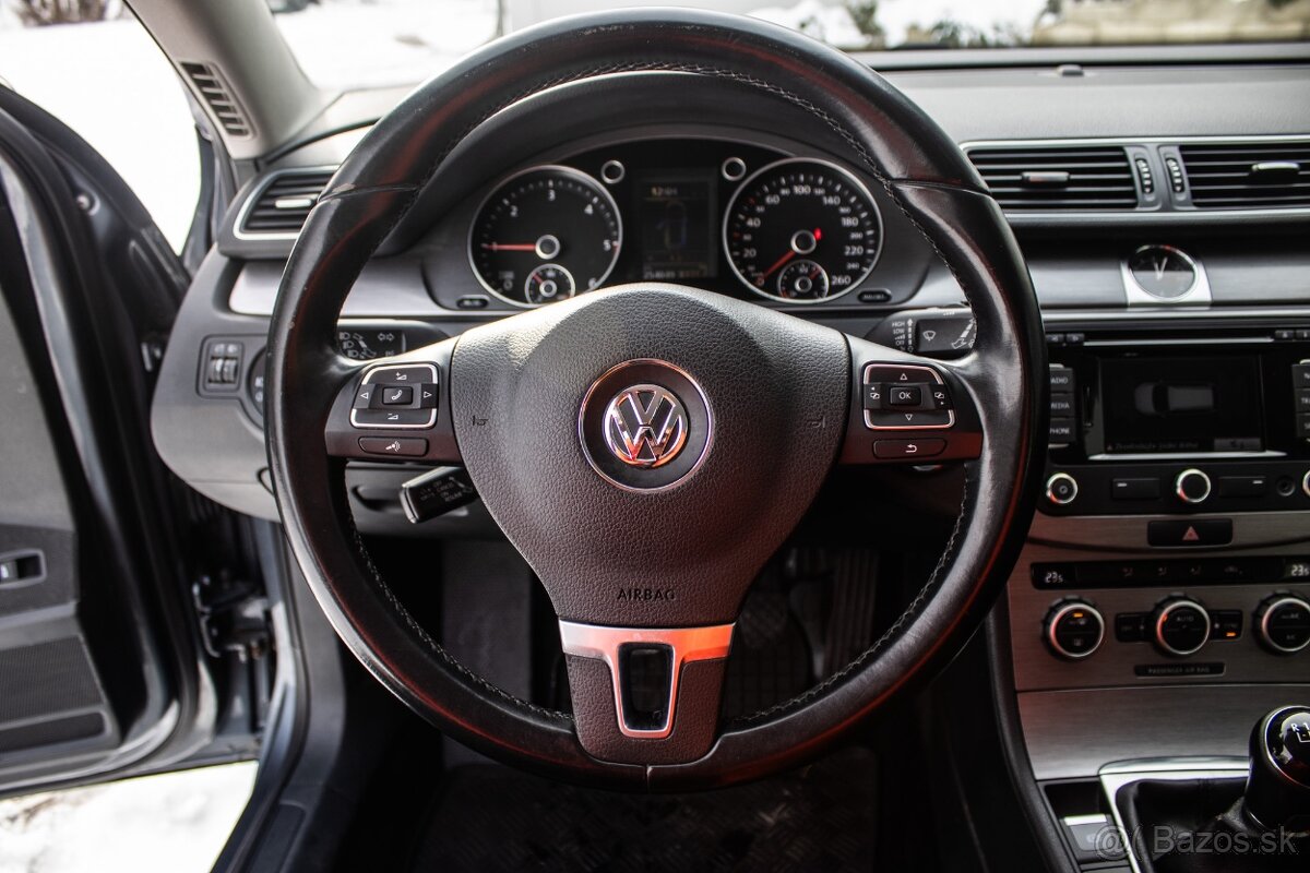 Volkswagen Passat Variant 2.0 TDI - 11