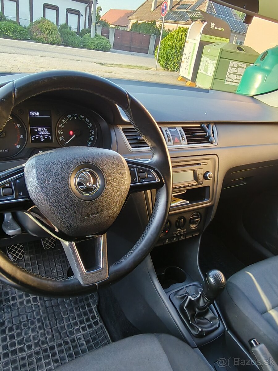 Škoda Rapid 1.2tsi 2014 - 11