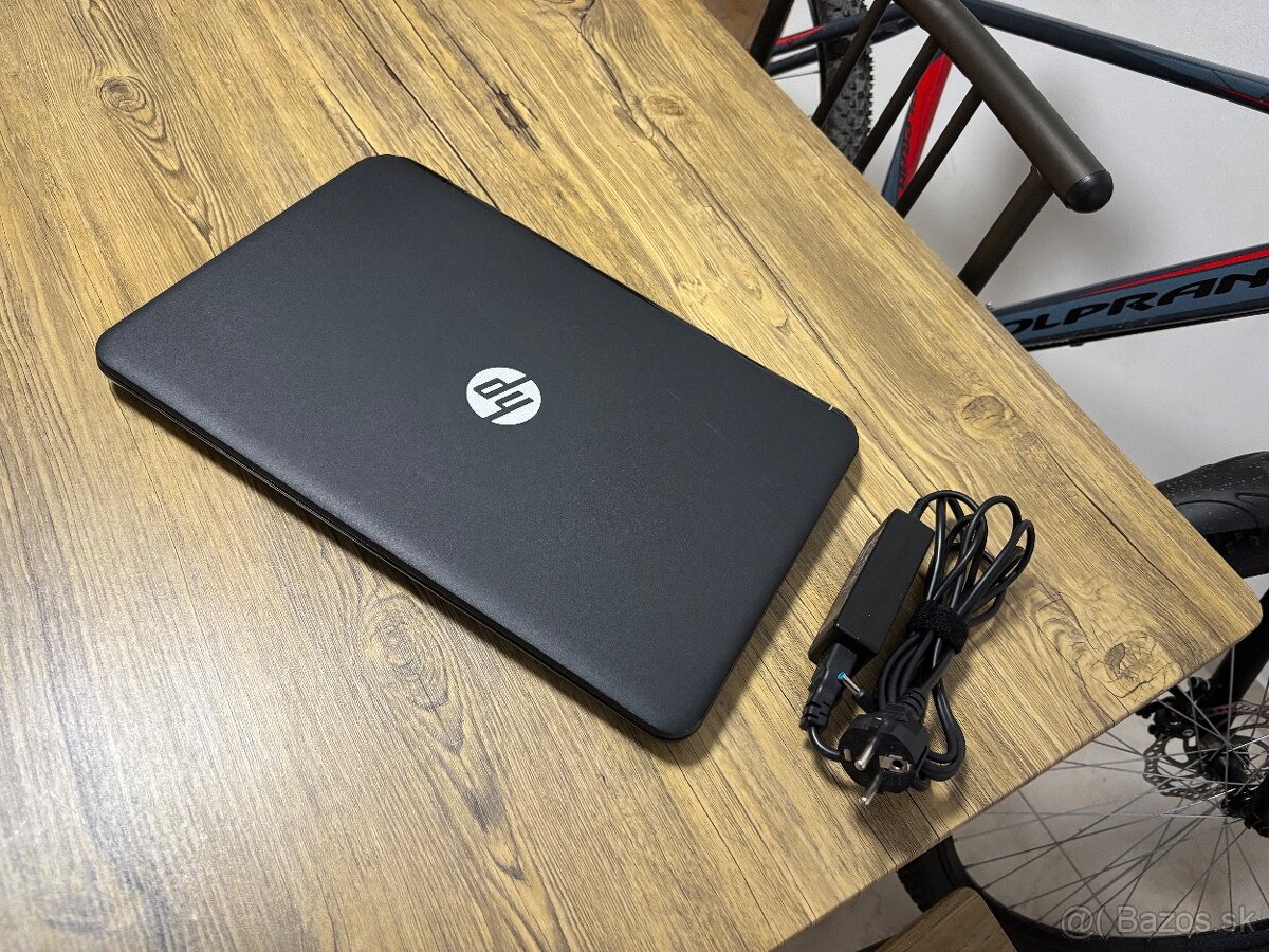 15.6"/HP Notebook/4GB RAM DDR3/256GB SSD//Intel HD grafika - 11