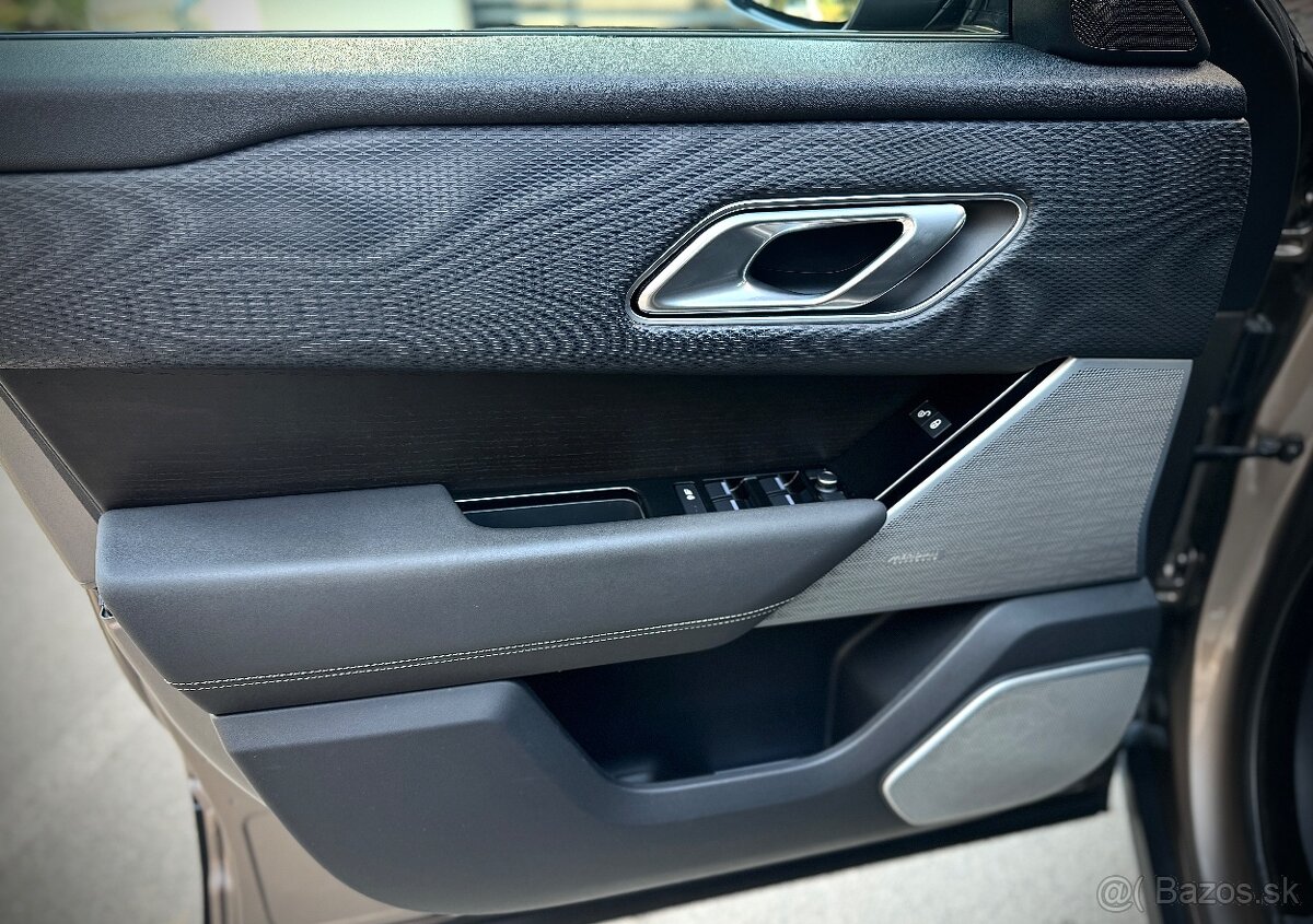 LAND ROVER RANGE ROVER VELAR 3.0D V6 300PS 4WD R-Dynamic - 11