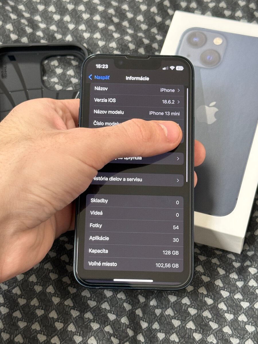 Apple iPhone 13 Mini - 11