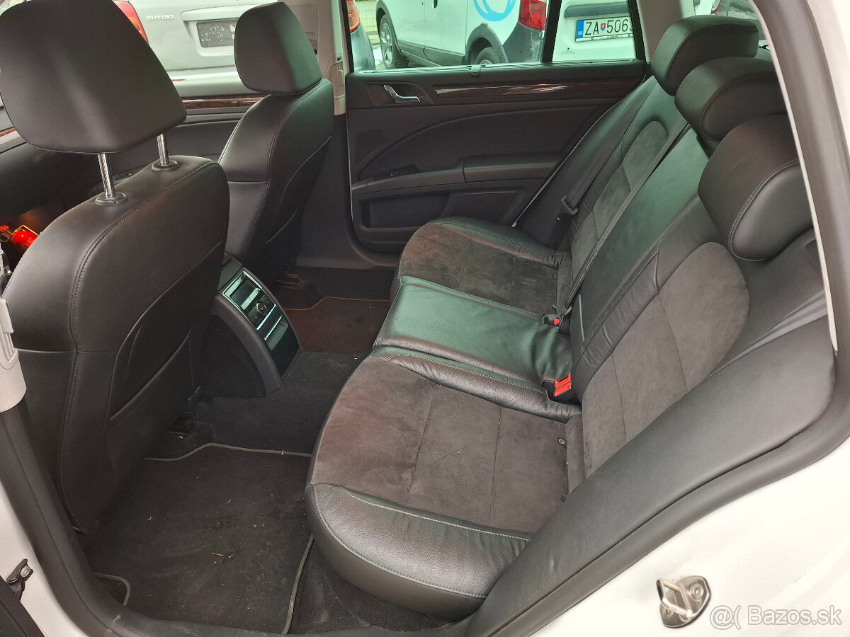 ŠKODA SUPERB COMBI 1,6 TDi 77kW 2013 - 11