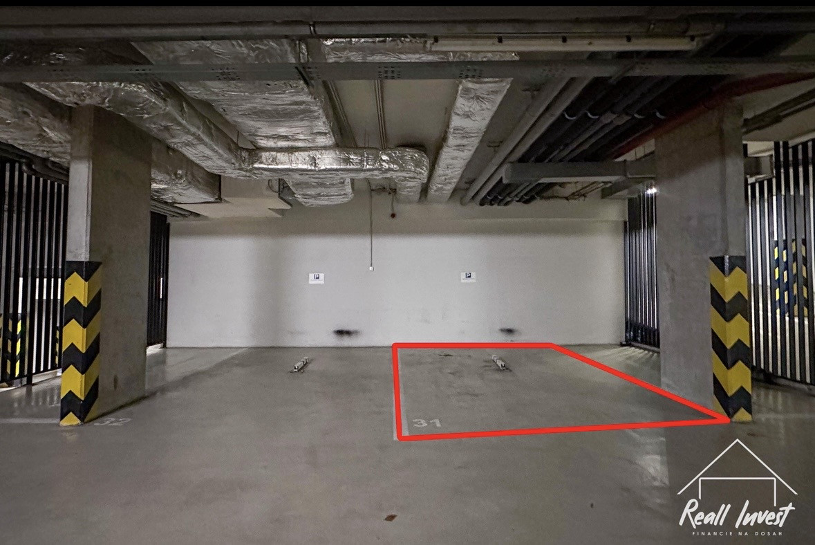 NA PREDAJ: Elegantný 2-izbový byt v Srdci Bratislavy - 11