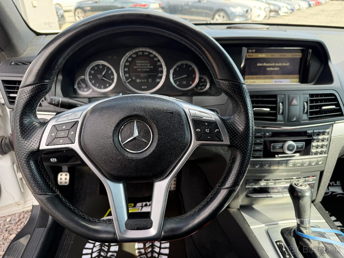 Mercedes-Benz E trieda Kabriolet 350 CDI Blue - 11
