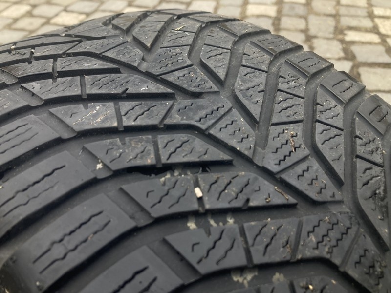 5x114.3 R18 nissan 370z dvojrozmer Brock - 11