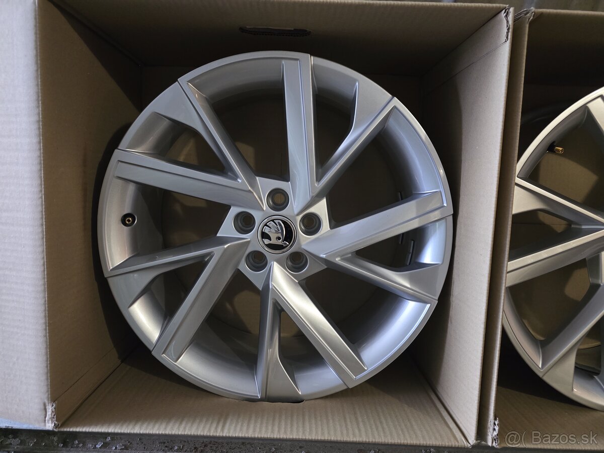 5x100 R18 Škoda Crater Vega Kamiq Scala Rapid Nepoužite - 11