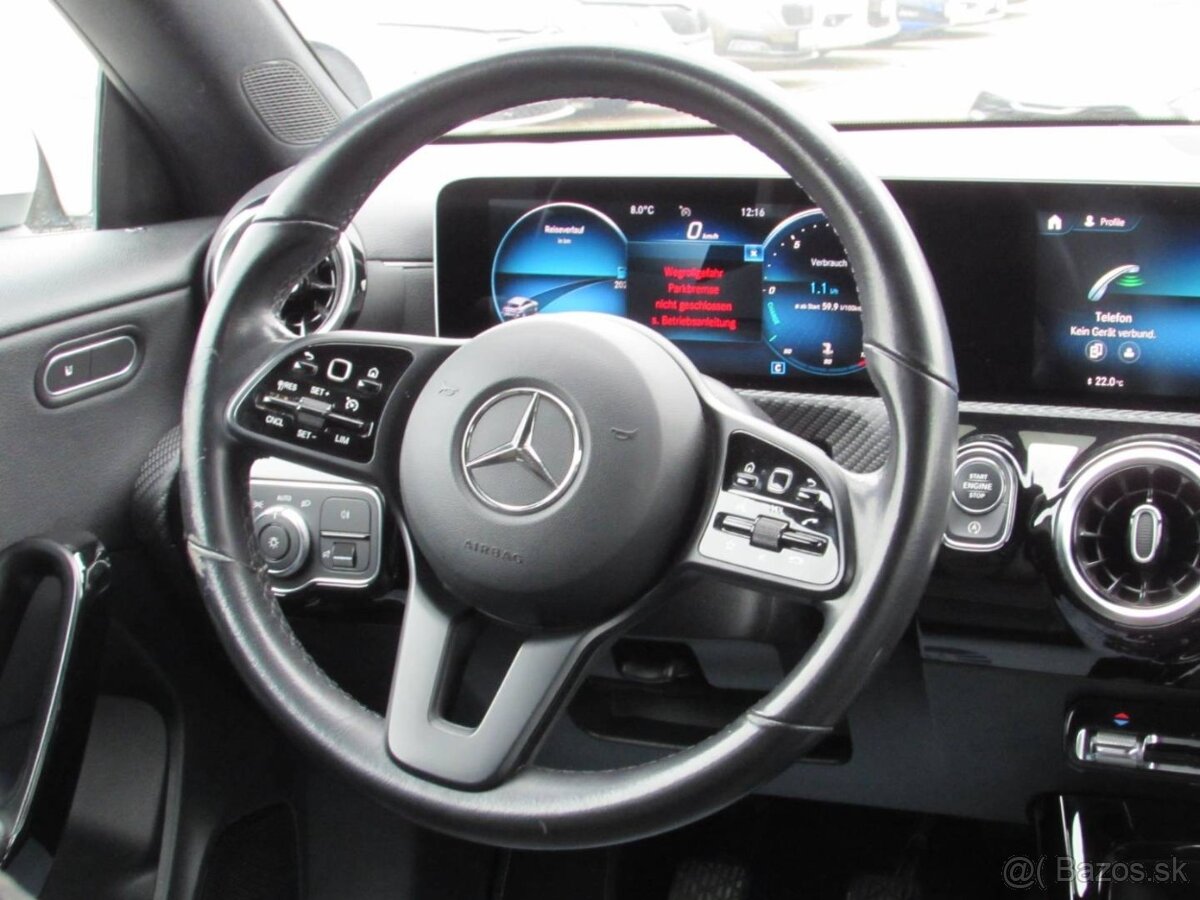 Mercedes-Benz CLA Kupé 180 d - 11