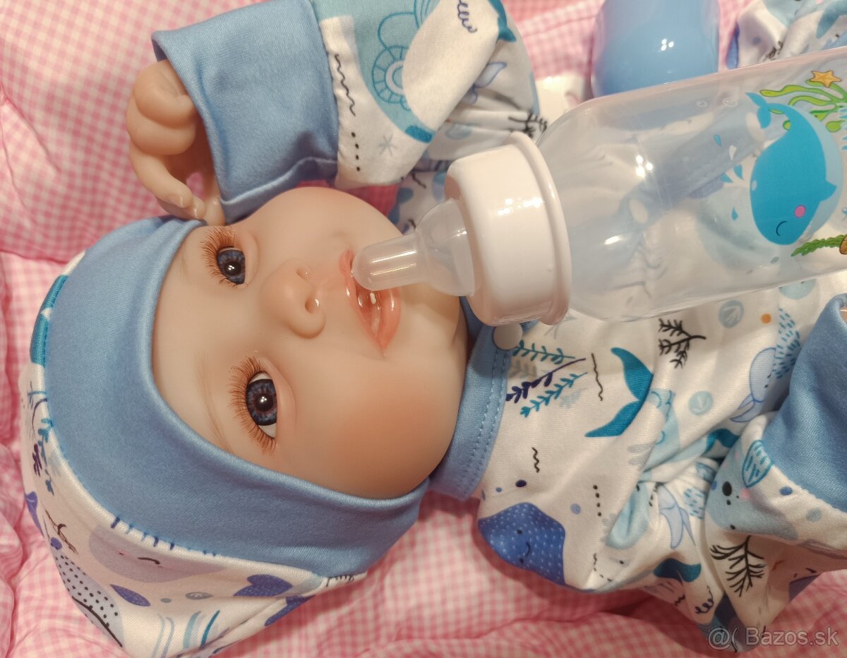 Realistická bábika usmievavý Maxík - 11