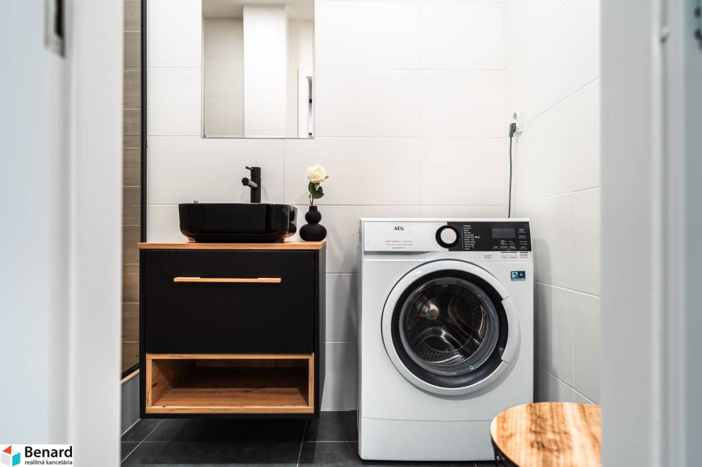 Na prenájom moderný 2-izbový byt - 11