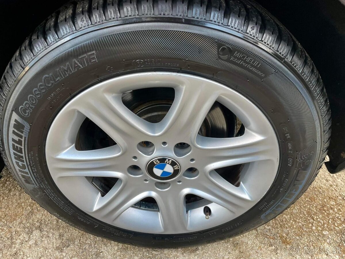 BMW rad 1 116d F20 - - 11