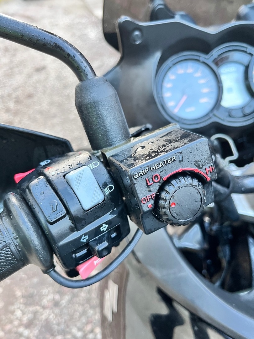 Suzuki DL 650 VSTROM - 11