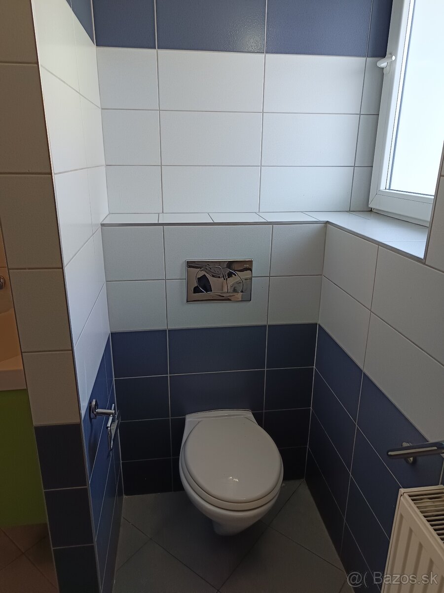 Stavebné a rekonštrukčne práce - 11