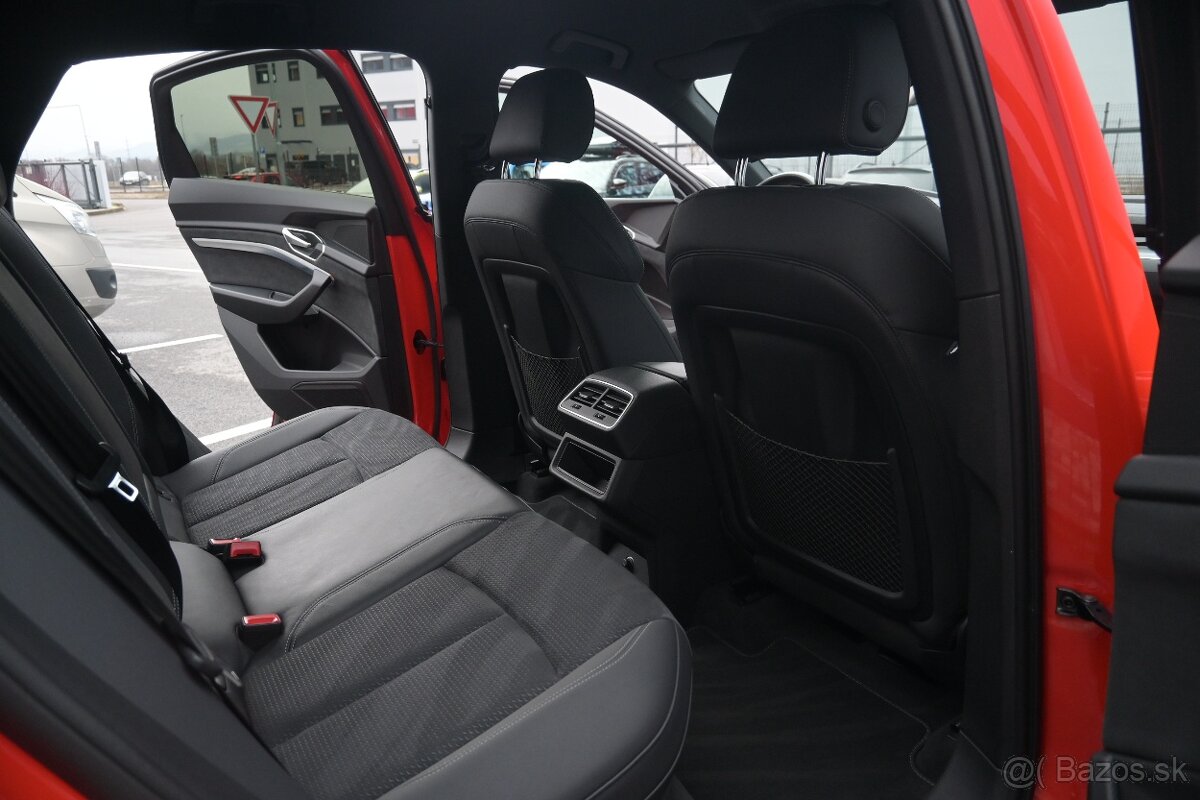 Audi E-tron 55 quattro S line - 11