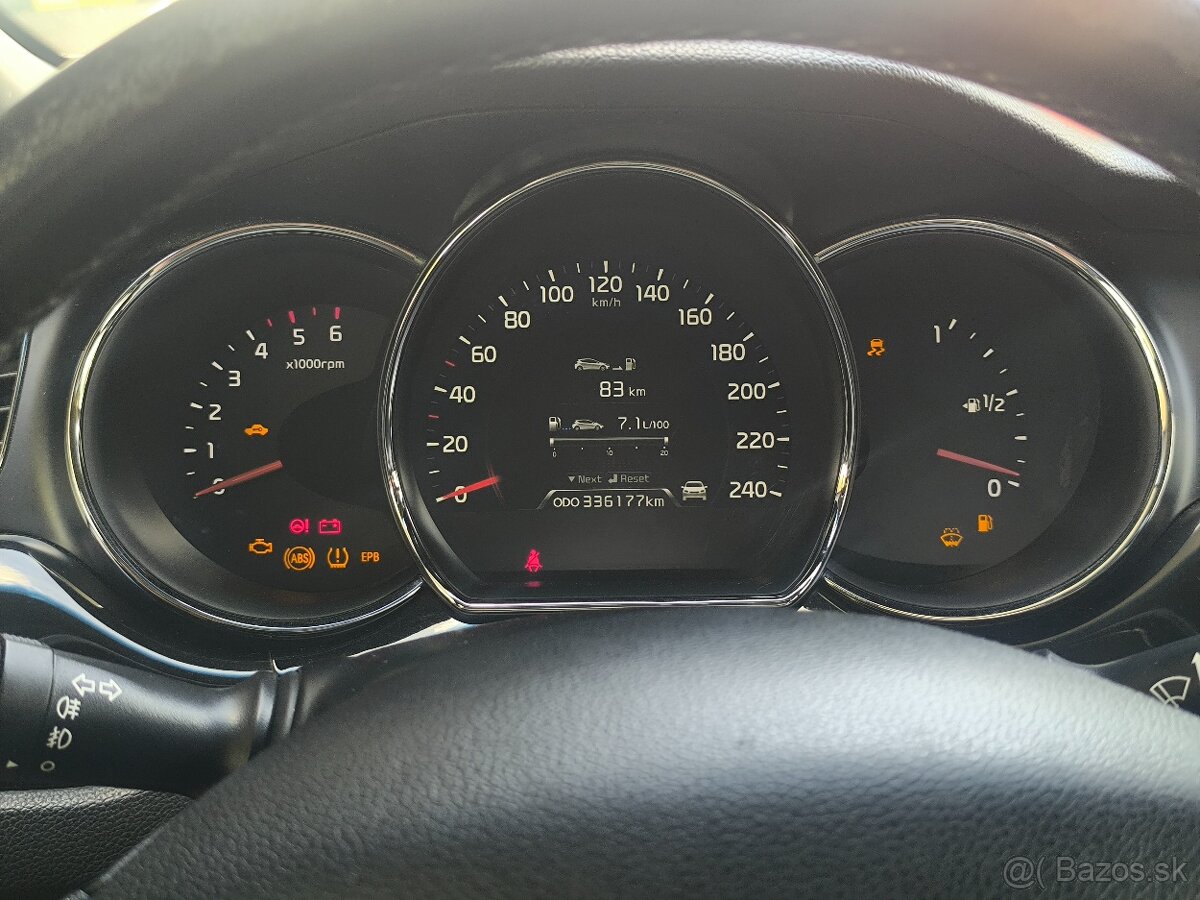 Kia Ceed SW 1.6 CRDi - 11