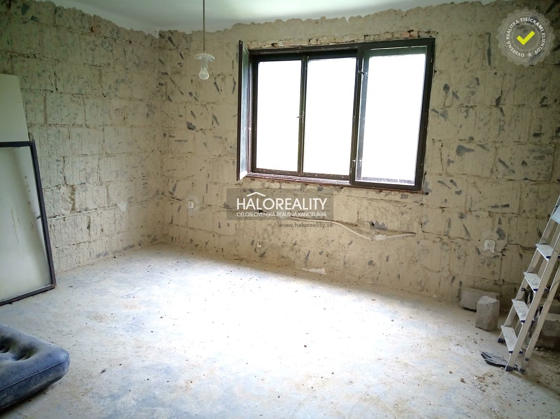 HALO reality - Predaj, rodinný dom Dlžín - ZNÍŽENÁ CENA - EX - 11