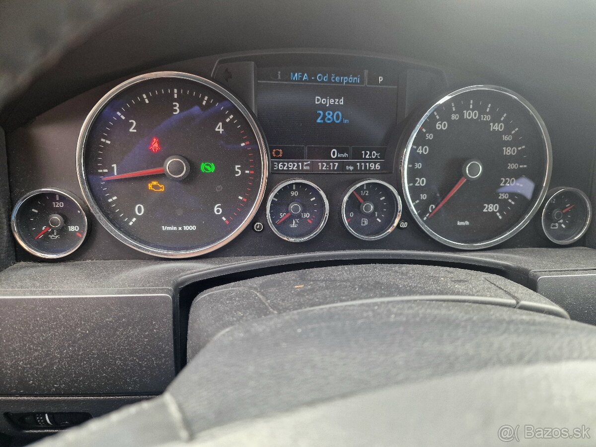 Touareg silny, spoľahlivý, super cena - 11