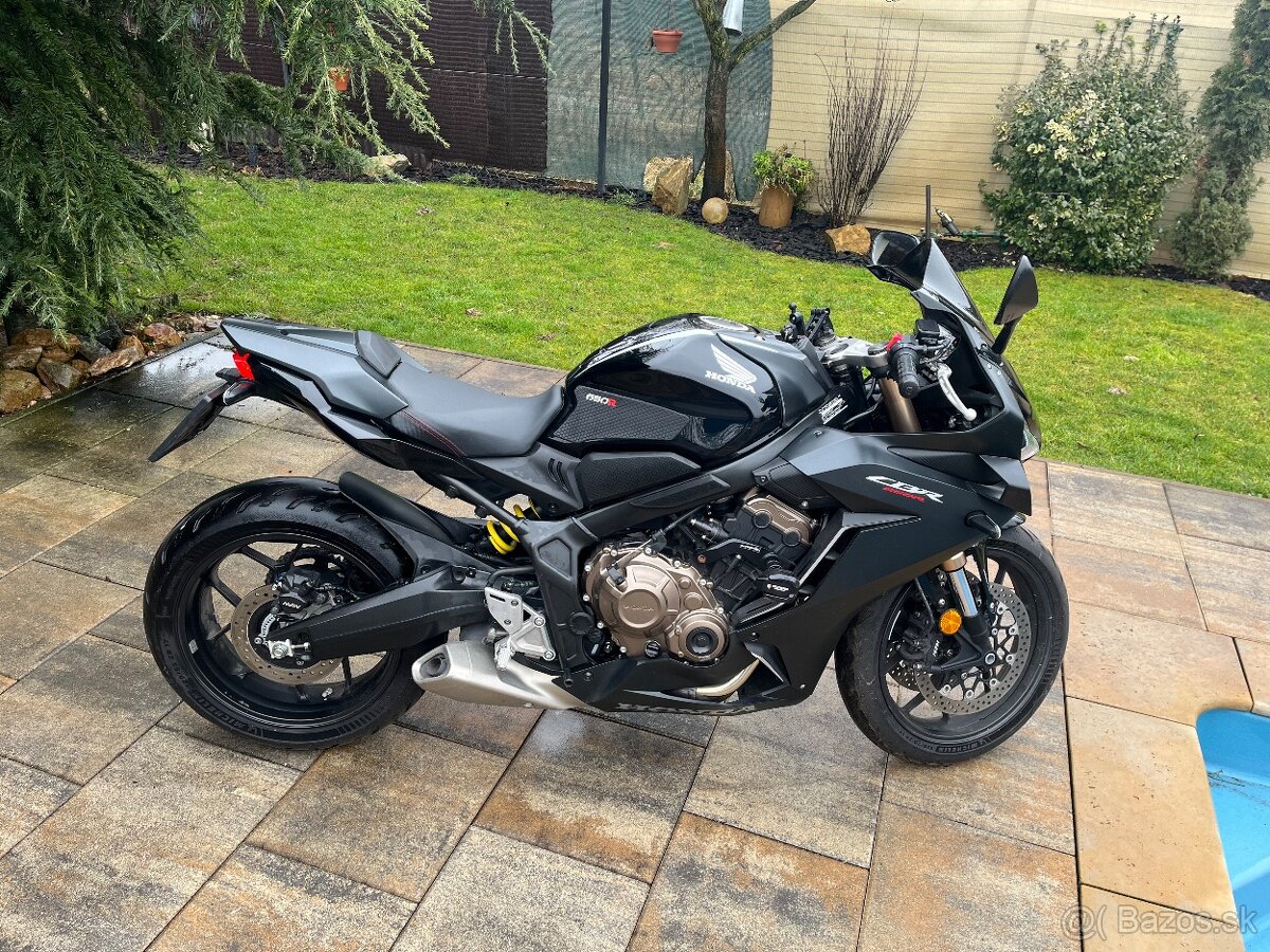 Honda CBR 650 - 11