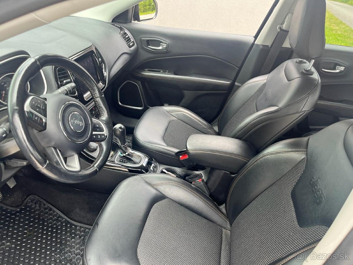 Jeep compass limited 2.0 4x4 - 11