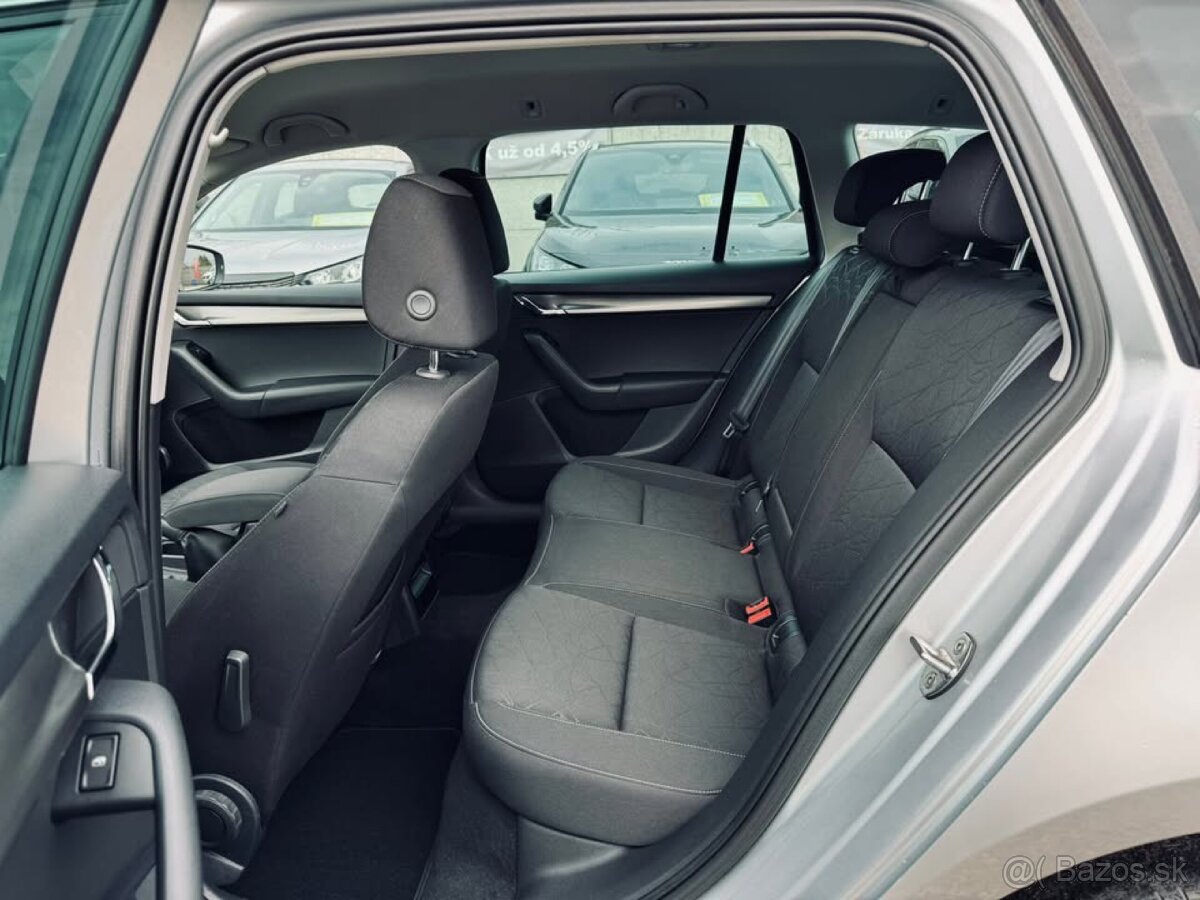 Škoda Octavia Combi 1.6 TDI 115k Ambition - 11