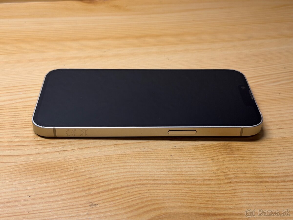 Apple iPhone 13 - 11