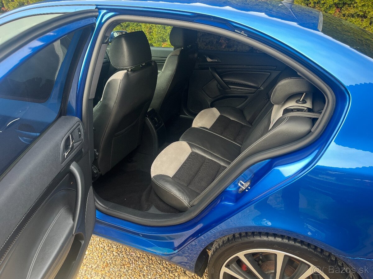 Škoda Octavia 2.0 TFSI RS - 11