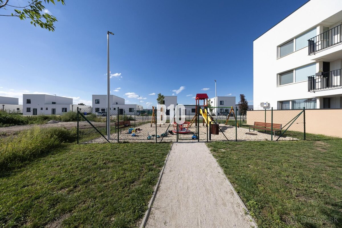 NA PRENÁJOM SLNEČNÝ 2-IZBOVÝ BYT V MILOSLAVOVE - ALŽBETIN DV - 11