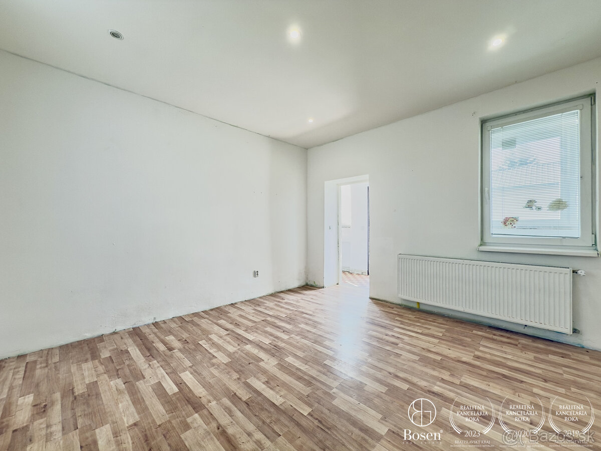 BOSEN | 2x Rodinný dom na pozemku 1462m2, Radzovce - 11