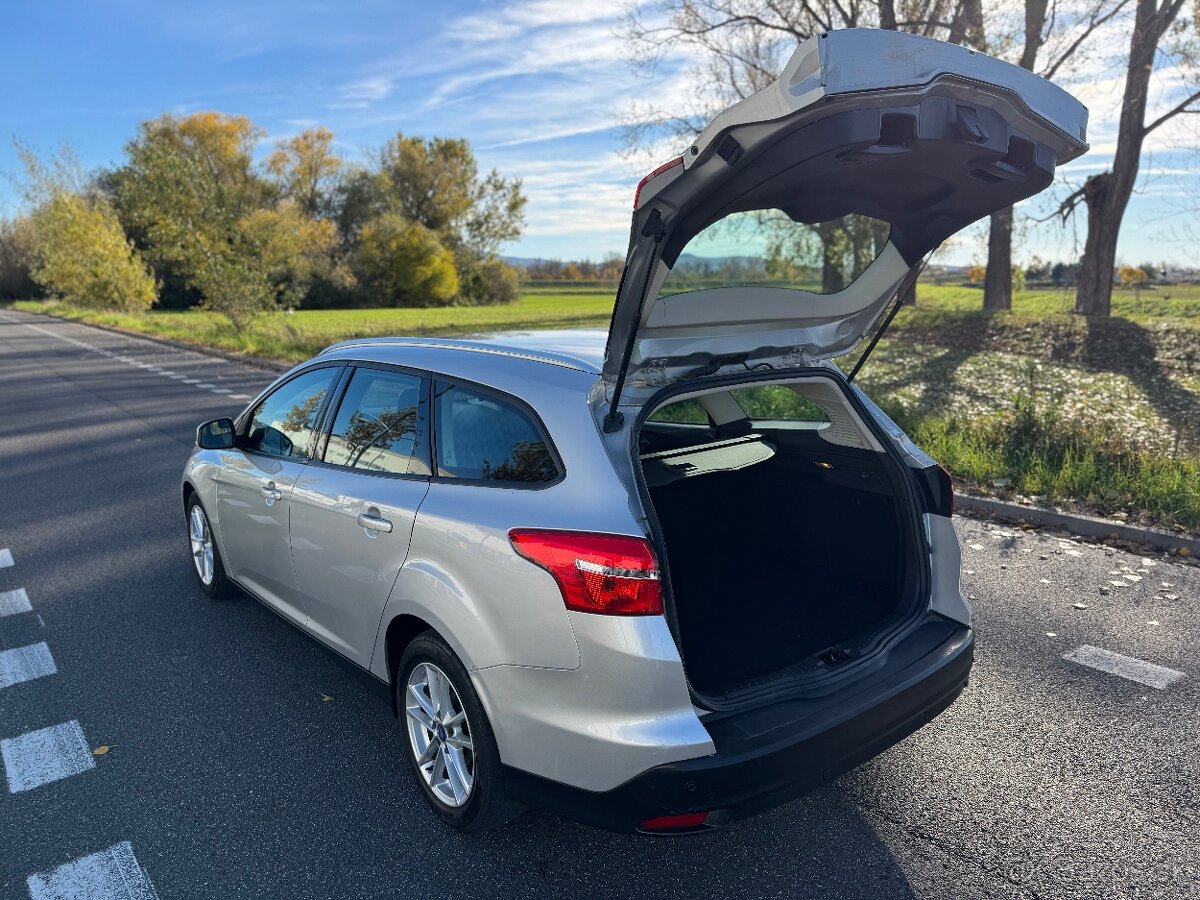 Ford Focus 1.5TDCi Business 2017 Nová STK - 11