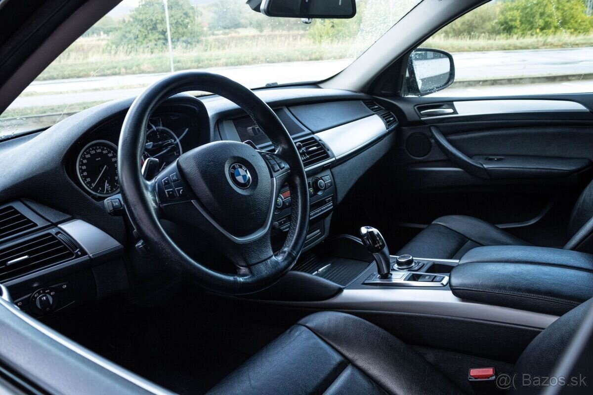 BMW X6 xDrive 30d 245k - 11