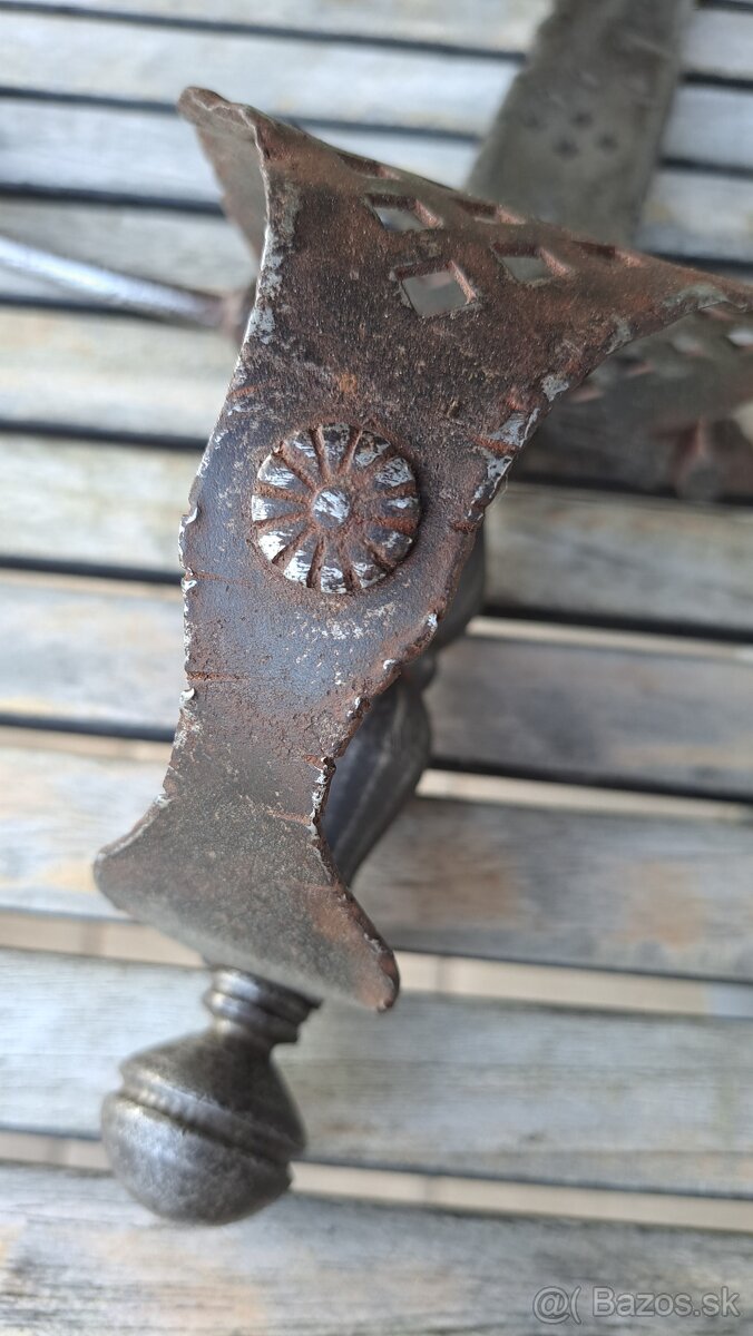 Krátky meč, tesák, šabla - 11