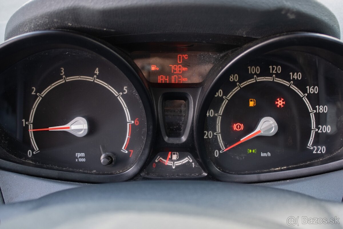 Ford Fiesta 1.25 60kw MT/5 2009 - 11