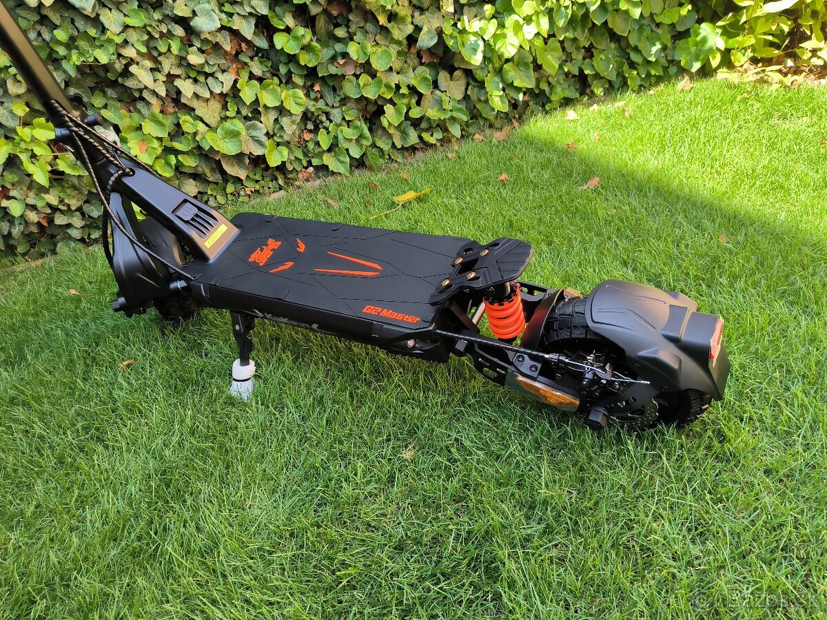 Kukirin G2 Master 2025 - ZARUKA - 0 Kilometrov - 11