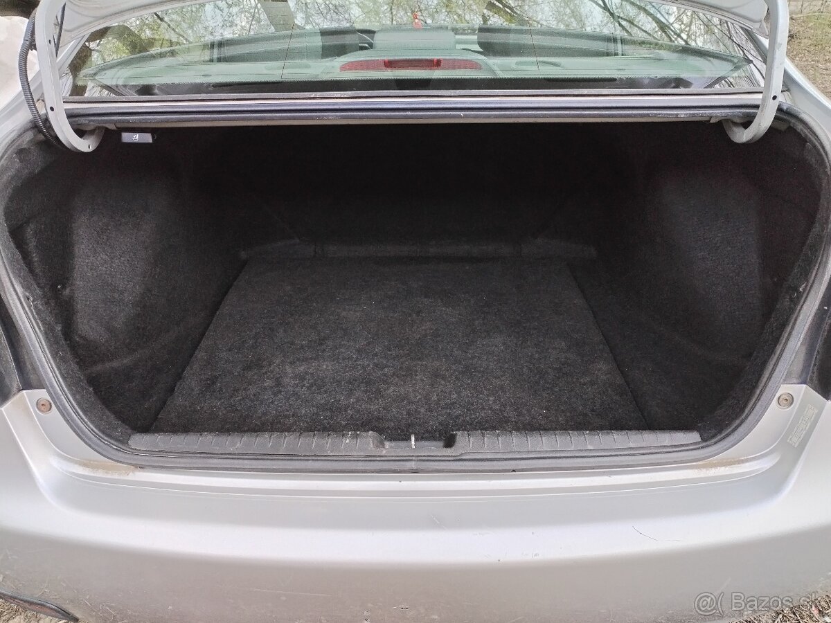 Honda Civic 8g automat americka verzia - 11