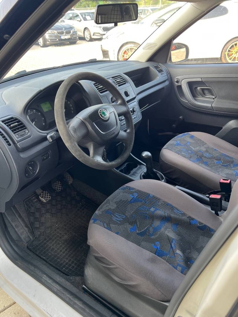 Škoda Praktik 1.2 12V HTP - 11