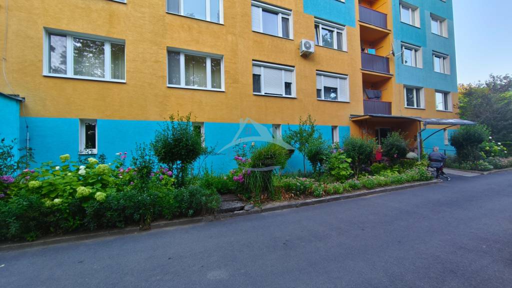 Na prenájom 1 izbový byt na ul. Venevská vo Veľkom Krtíši. - 11