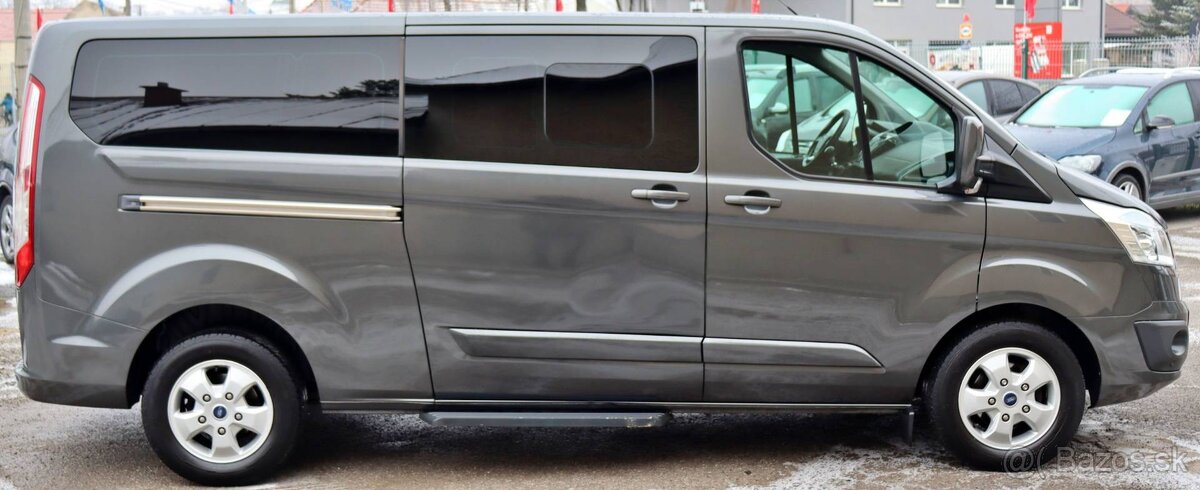 Ford Tourneo Custom 2.2 TDCi 155k Titanium L2H1 T300 - 11