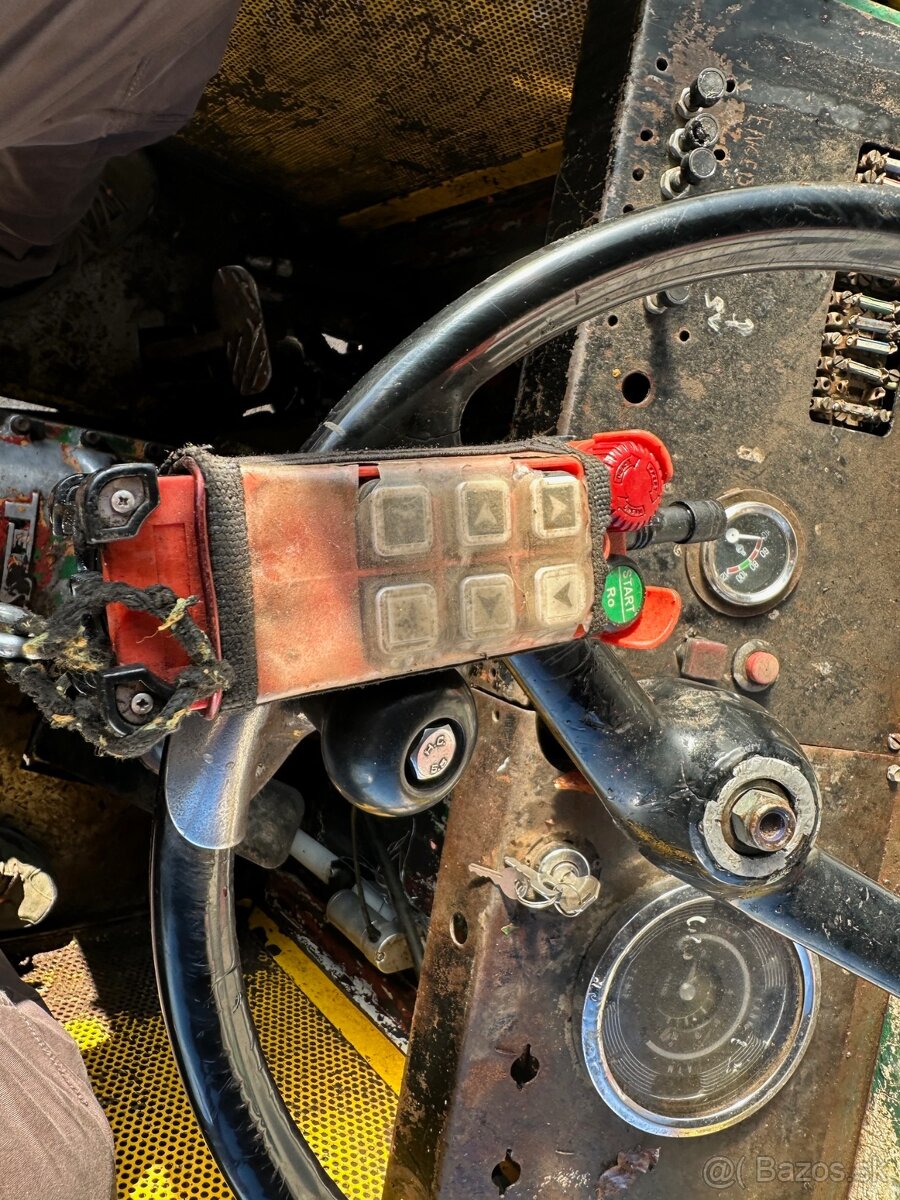 LKT 80 1979 VIN 498 - 11