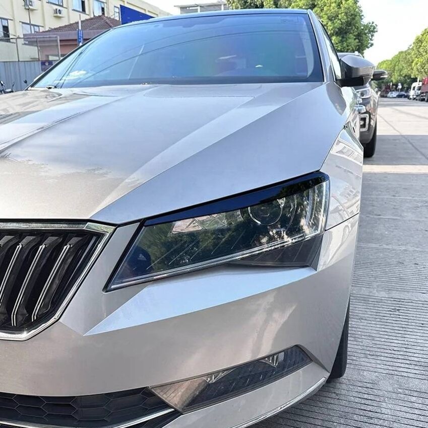 Mracitka SKODA SUPERB 3 - 11