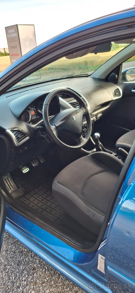 Peugeot 206+ - 11